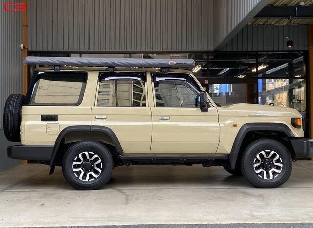 
								TOYOTA LAND CRUISER FOR SALE IN KENYA full									