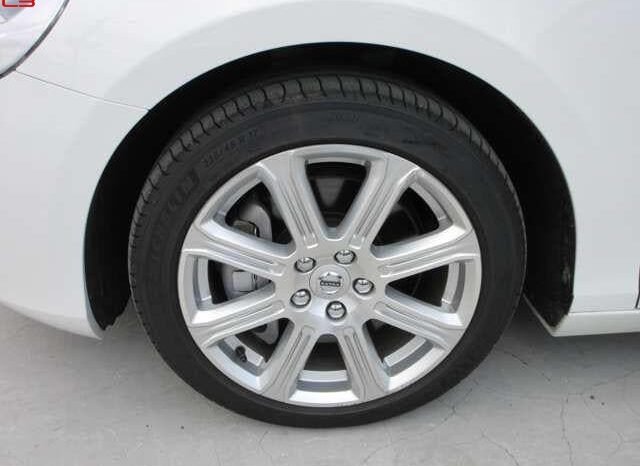 
								VOLVO V40 FOR SALE IN KENYA full									