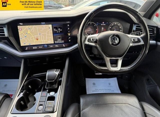 
								VOLKSWAGEN TOUAREG FOR SALE IN KENYA full									