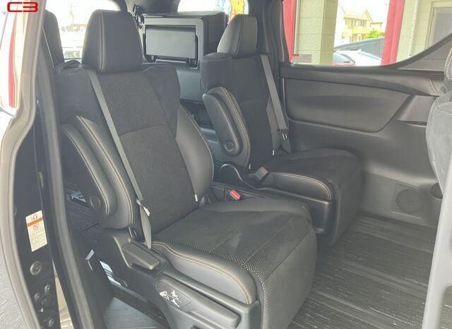 
								TOYOTA VELLFIRE HYBRID FOR SALE IN KENYA full									