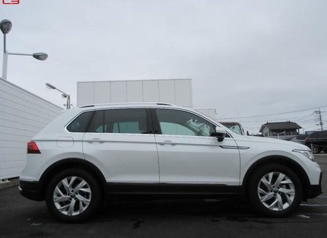 
								VOLKSWAGEN TIGUAN FOR SALE IN KENYA full									