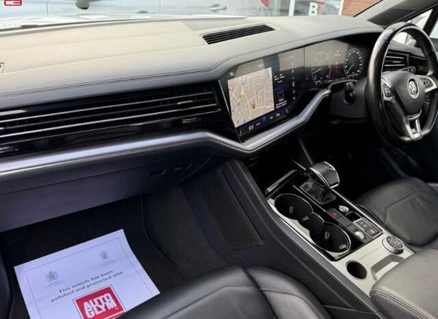 
								VOLKSWAGEN TOUAREG FOR SALE IN KENYA full									