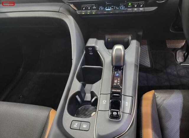
								TOYOTA CROWN CROSSOVER FOR SALE IN KENYA full									