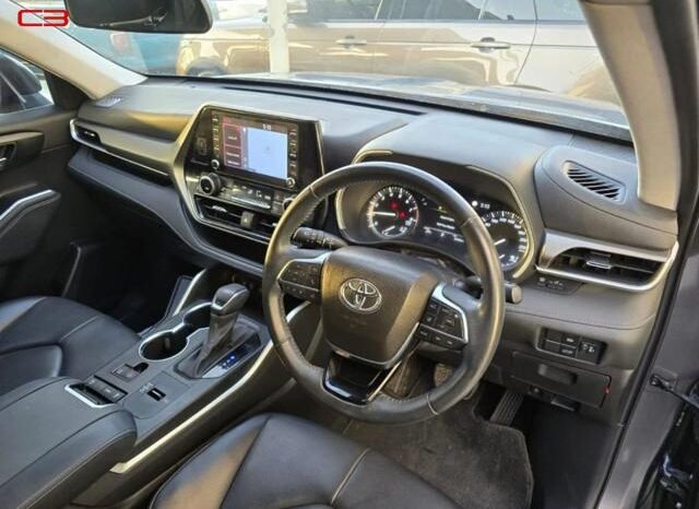 
								TOYOTA KLUGER FOR SALE IN KENYA full									