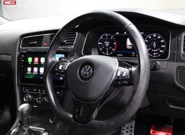 
								VOLKSWAGEN GOLF FOR SALE IN KENYA full									