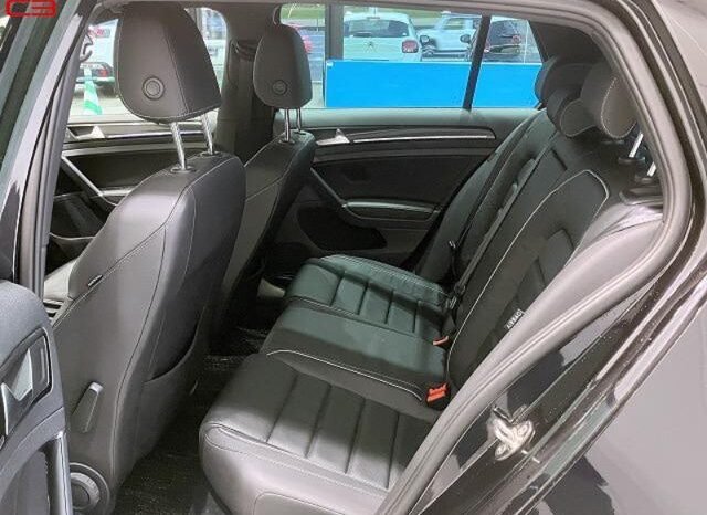 
								VOLKSWAGEN GOLF R FOR SALE IN KENYA full									