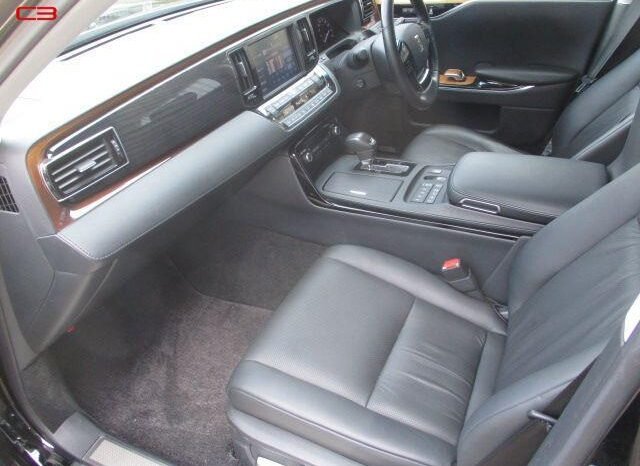 
								TOYOTA CENTURY FOR SALE IN KENYA full									