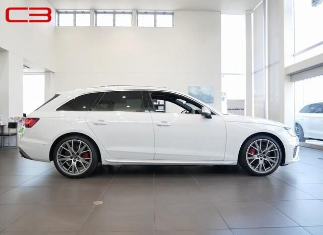 
								AUDI S4 AVANT FOR SALE IN KENYA full									