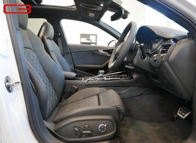 
								AUDI S4 AVANT FOR SALE IN KENYA full									