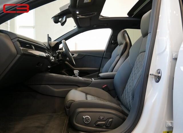 
								AUDI S4 AVANT FOR SALE IN KENYA full									