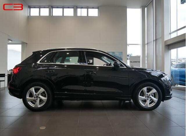 
								AUDI Q3 FOR SALE IN KENYA full									