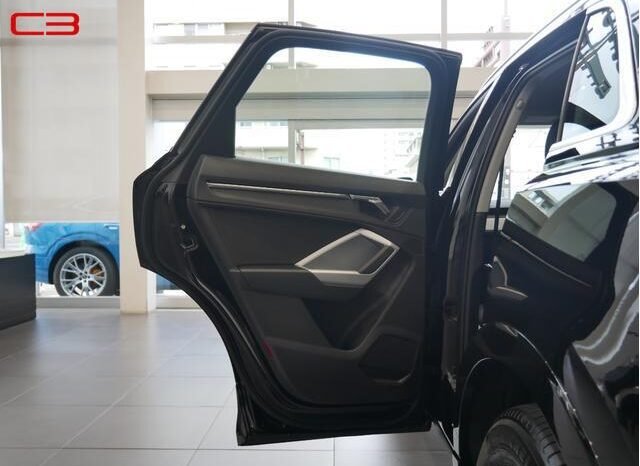 
								AUDI Q3 FOR SALE IN KENYA full									