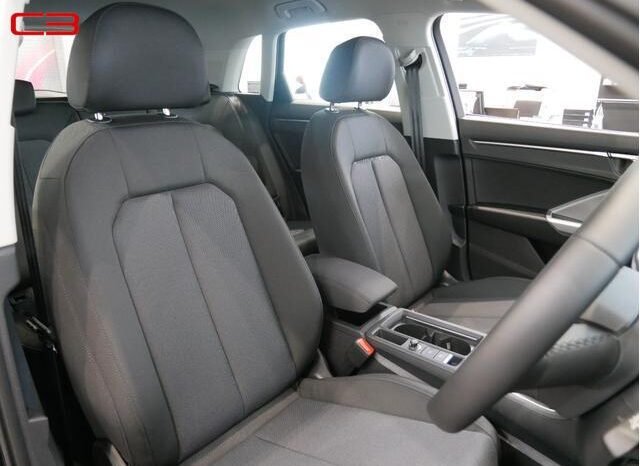 
								AUDI Q3 FOR SALE IN KENYA full									