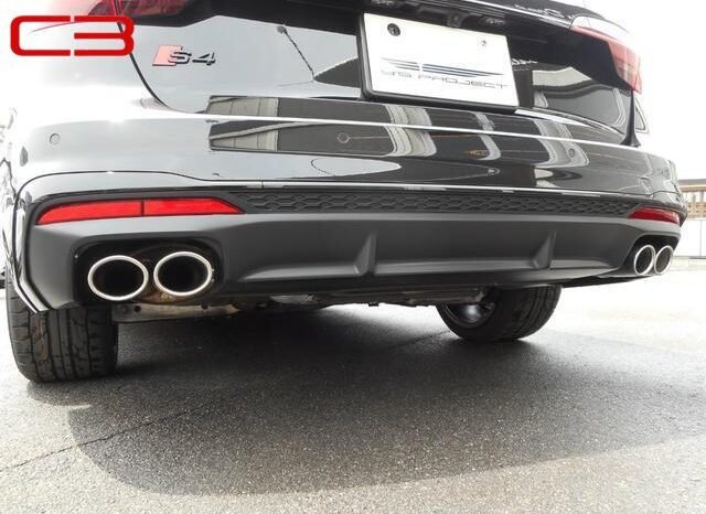 
								AUDI S4 AVANT FOR SALE IN KENYA full									