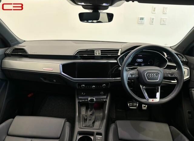 
								AUDI Q3 FOR SALE IN KENYA full									