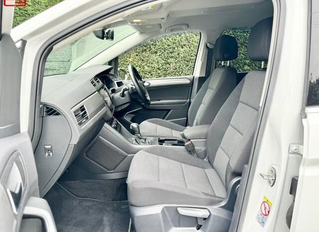 
								VOLKSWAGEN GOLF TOURAN FOR SALE IN KENYA full									