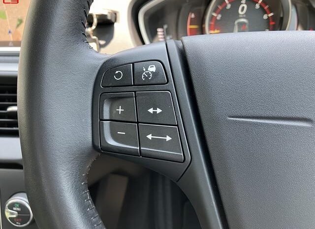 
								VOLVO V40 FOR SALE IN KENYA full									