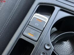 
										VOLKSWAGEN GOLF TOURAN FOR SALE IN KENYA full									