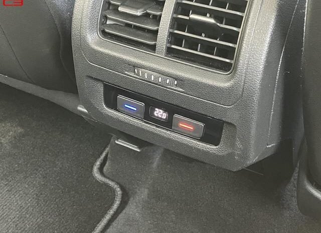 
								VOLKSWAGEN GOLF TOURAN FOR SALE IN KENYA full									