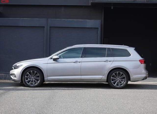 
								VOLKSWAGEN PASSAT VARIANT FOR SALE IN KENYA full									