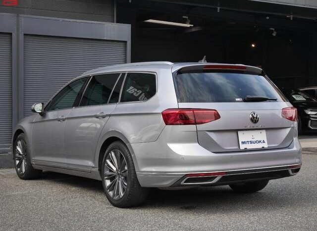 
								VOLKSWAGEN PASSAT VARIANT FOR SALE IN KENYA full									