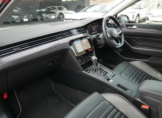 
								VOLKSWAGEN PASSAT VARIANT FOR SALE IN KENYA full									