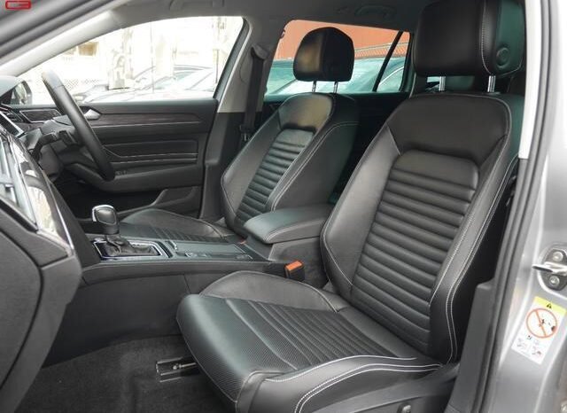 
								VOLKSWAGEN PASSAT VARIANT FOR SALE IN KENYA full									