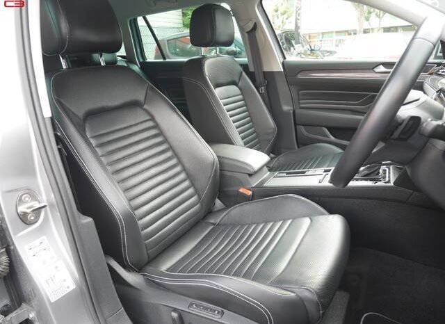 
								VOLKSWAGEN PASSAT VARIANT FOR SALE IN KENYA full									