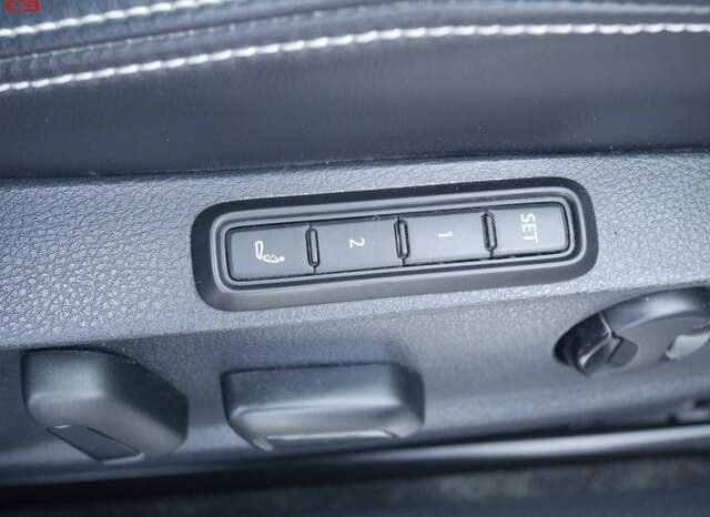 
								VOLKSWAGEN PASSAT VARIANT FOR SALE IN KENYA full									