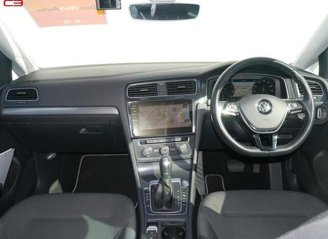 
								VOLKSWAGEN GOLF VARIANT FOR SALE IN KENYA full									