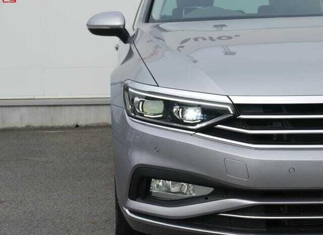 
								VOLKSWAGEN PASSAT VARIANT FOR SALE IN KENYA full									
