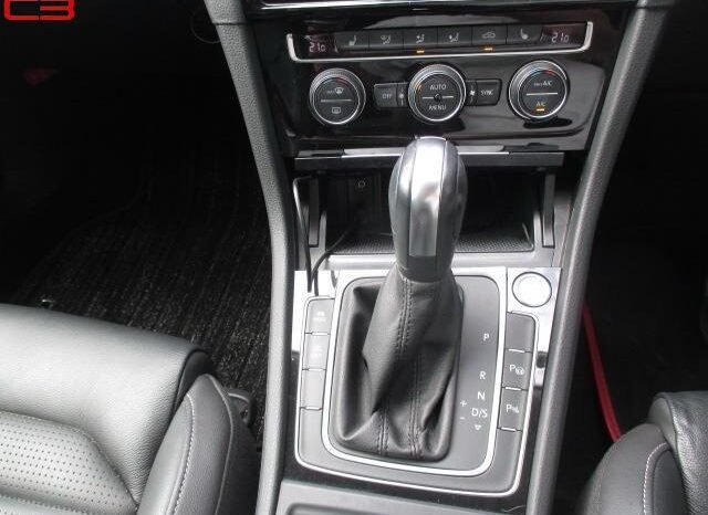 
								VOLKSWAGEN GOLF VARIANT FOR SALE IN KENYA full									
