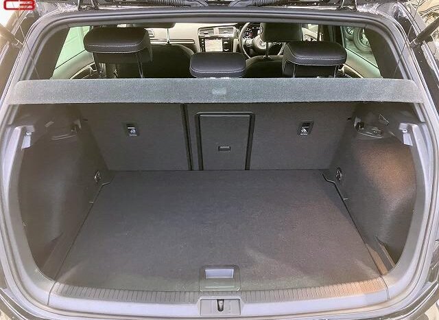 
								VOLKSWAGEN GOLF R FOR SALE IN KENYA full									