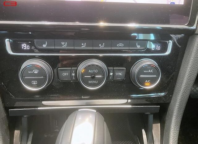 
								VOLKSWAGEN GOLF FOR SALE IN KENYA full									