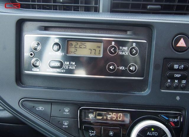
								TOYOTA AQUA FOR SALE IN KENYA full									