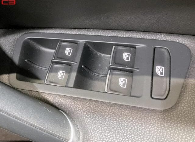 
								VOLKSWAGEN GOLF R FOR SALE IN KENYA full									