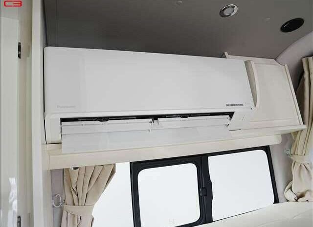 
								TOYOTA HIACE VAN FOR SALE IN KENYA full									