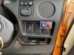 
										TOYOTA HIACE COMMUTER FOR SALE IN KENYA full									