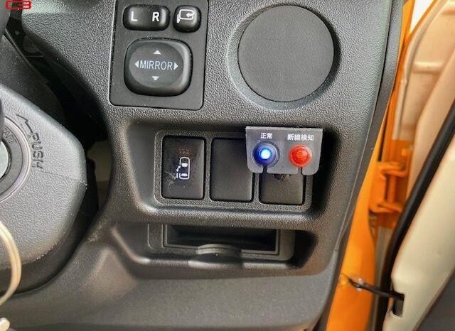 
								TOYOTA HIACE COMMUTER FOR SALE IN KENYA full									