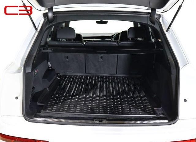 
								AUDI Q7 FOR SALE IN KENYA full									