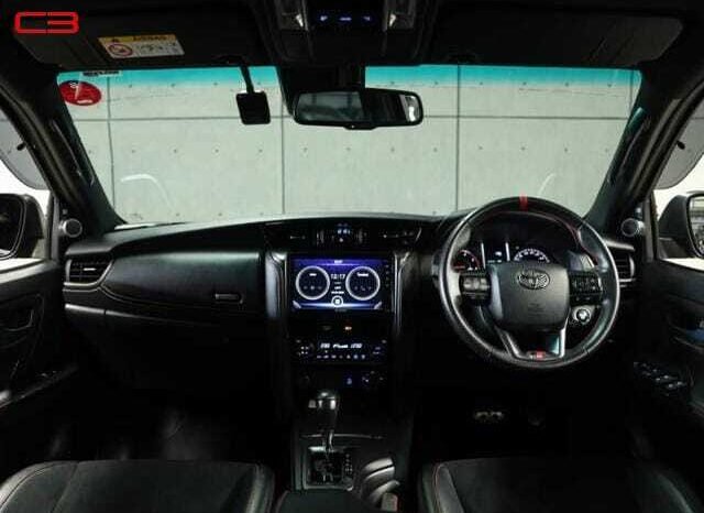 
								TOYOTA FORTUNER FOR SALE IN KENYA full									
