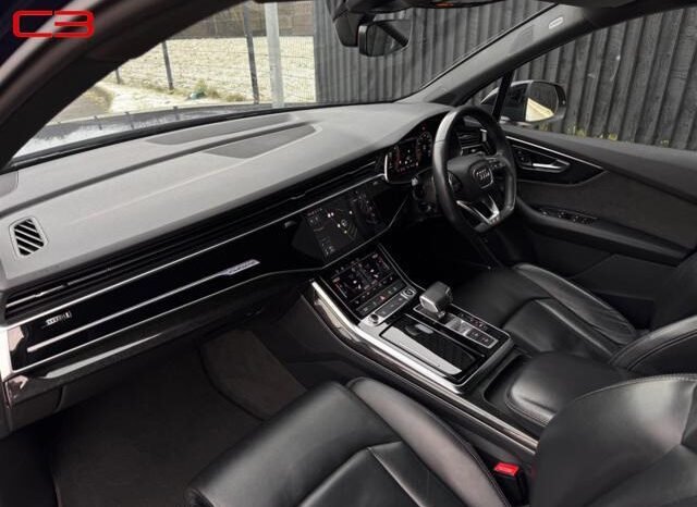 
								AUDI Q7 FOR SALE IN KENYA full									