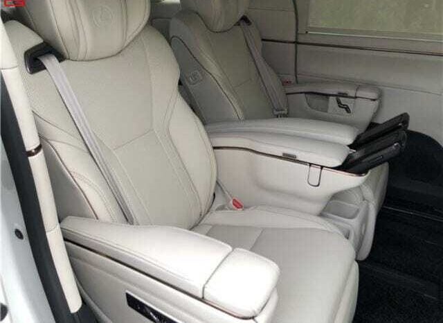
								LEXUS LM FOR SALE IN KENYA full									