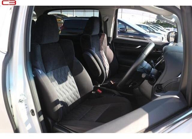 
								TOYOTA VELLFIRE FOR SALE IN KENYA full									