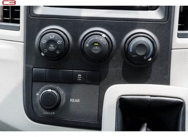 
								TOYOTA HIACE COMMUTER FOR SALE IN KENYA full									