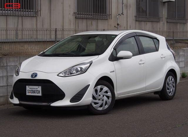 
								TOYOTA AQUA FOR SALE IN KENYA full									