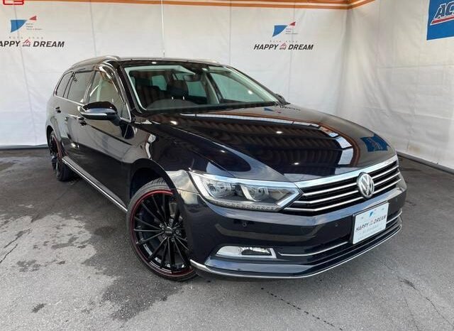 
								VOLKSWAGEN PASSAT VARIANT FOR SALE IN KENYA full									