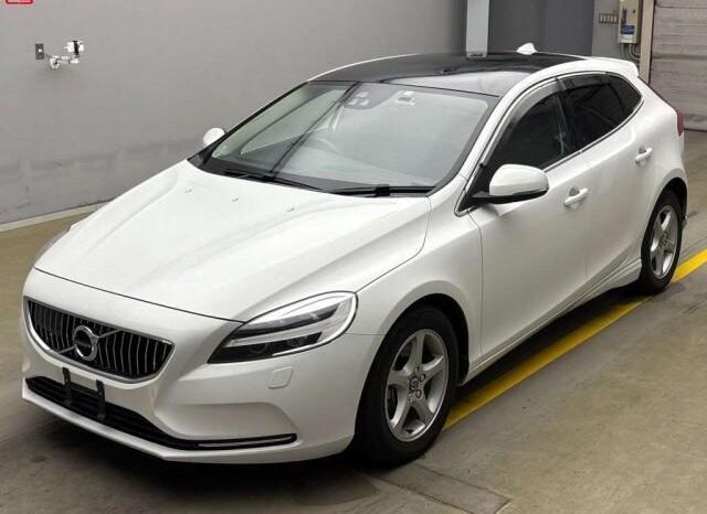 
								VOLVO V40 FOR SALE IN KENYA full									