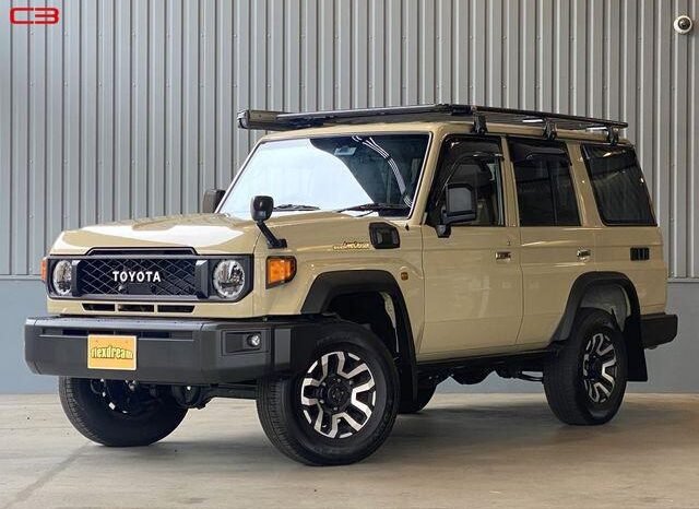 
								TOYOTA LAND CRUISER FOR SALE IN KENYA full									