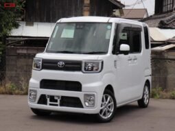TOYOTA PIXIS MEGA FOR SALE IN KENYA